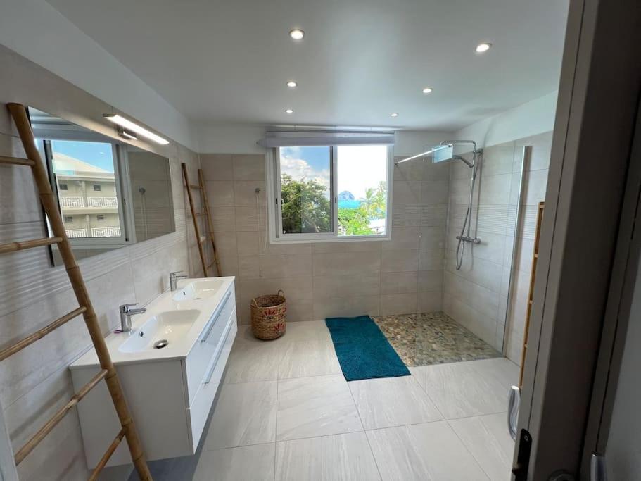 Villa En Bord De Mer, Vue Mer Au Diamant 르 디아망 외부 사진