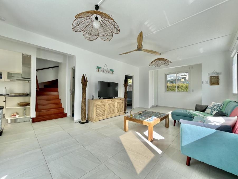 Villa En Bord De Mer, Vue Mer Au Diamant 르 디아망 외부 사진